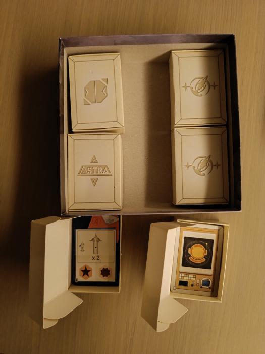 Box organizers