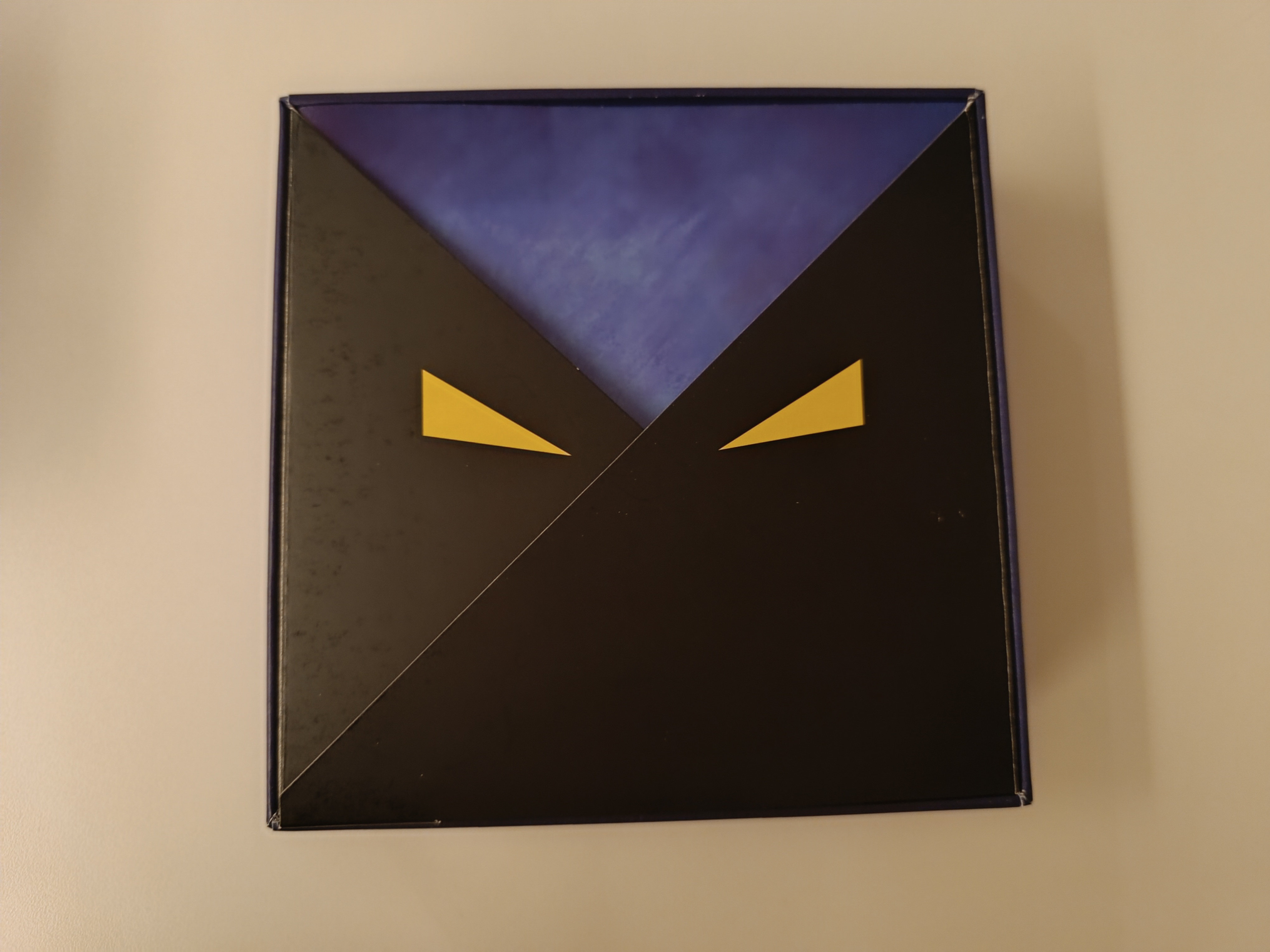 Onirim inside of the box