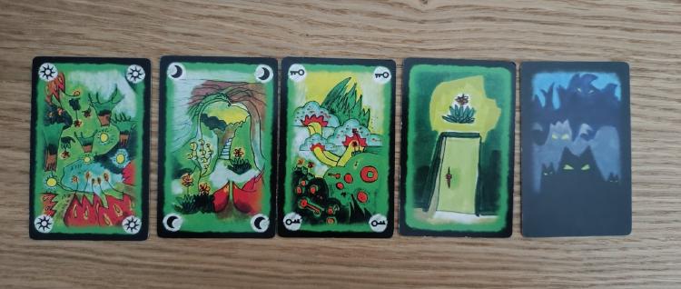 Onirim type of cards